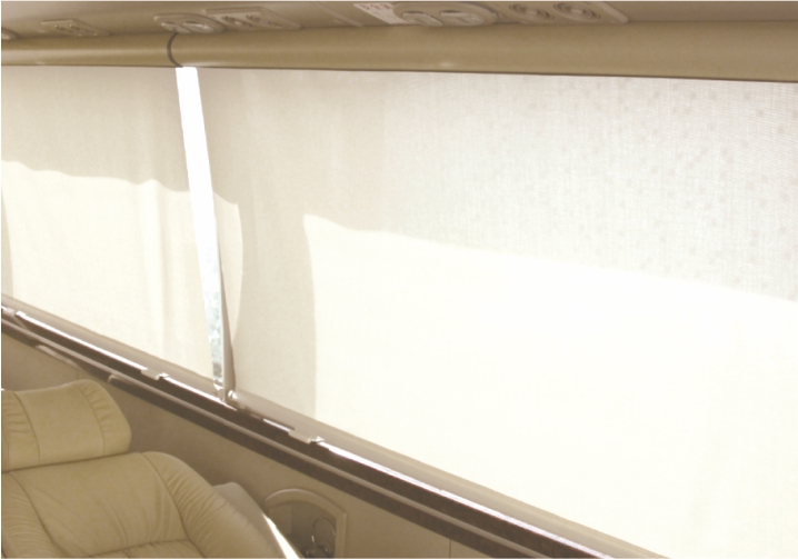 豪华手动自卷帘