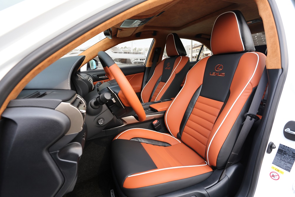 雷克萨斯-IS 200t 