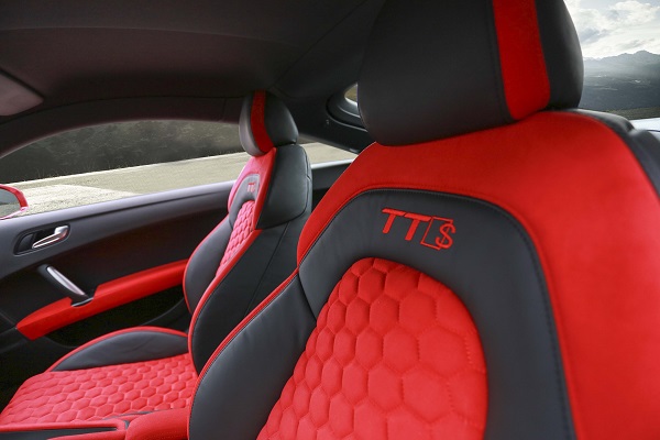 奥迪-TTS Coupé