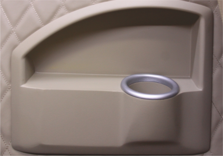 嵌入式杯架组合